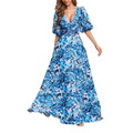 Blaues Maxikleid mit floralem Muster und V-Ausschnitt